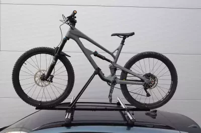 Strešný nosič bicyklov RBR-01