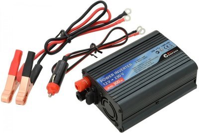 Menič napätia 12V - 230V