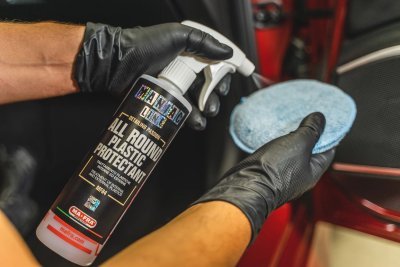 MAFRA MANIAC LINE – čistenie a ochrana plastov 500 ml