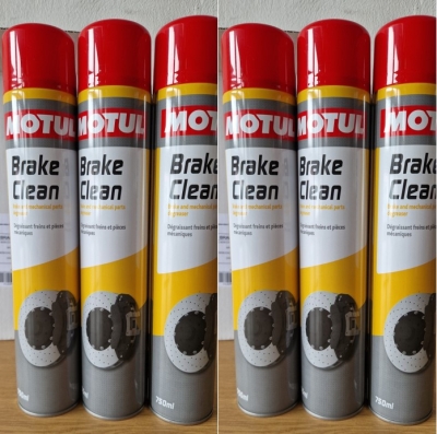 Čistič na brzdy/spojku MOTUL 112245 - 750ml - kartón 6ks