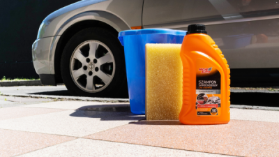 MOJE AUTO Plastelina na čistenie laku medium 160g