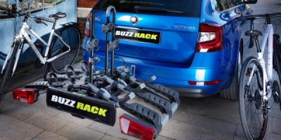 BUZZRACK EAZZY 3 - nosič 3 bicyklov na ťažné zariadenie