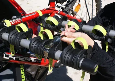 BUZZRACK BUFFALO 4 - nosič 4 bicyklov na ťažné zariadenie