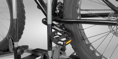 BUZZRACK E-HORNET 3 - nosič 3 bicyklov na ťažné zariadenie