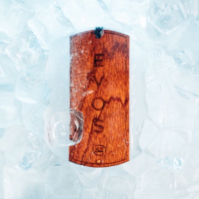 K2 EVOS VIKING drevený závesný osviežovač vzduchu