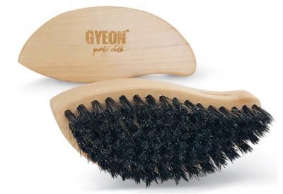 Gyeon Q2M LeatherBrush kartáč na kůži