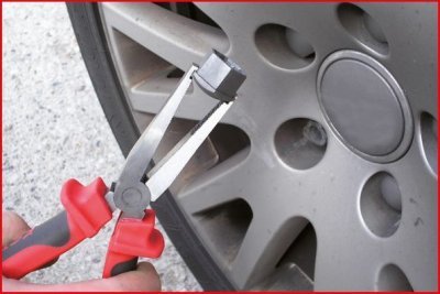 Kleště na krykty (šroubu/matice kola) KS TOOLS 150.2023