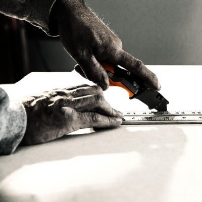 Fiskars univerzální nůž skládací CarboMax
