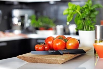 Fiskars snídaňový nůž Edge 13 cm