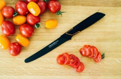 Fiskars snídaňový nůž Edge 13 cm
