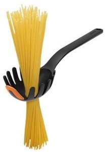 Fiskars naběračka na těstoviny Functional Form