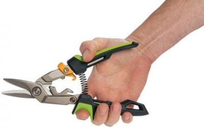 Fiskars převodové nůžky na plech PowerGear, pravé