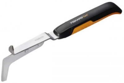 Fiskars nůž na plevel Xact