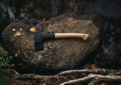 Fiskars univerzální sekera Norden N7
