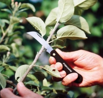 Fiskars zahradnická žabka K62