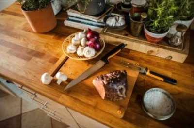 Fiskars porcovací nůž Functional Form 21 cm