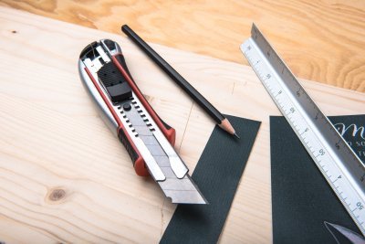 Nůž ulamovací kovový s výztuhou, 25mm Auto-lock EXTOL PREMIUM
