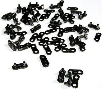 Spojka řetězu pro řetězové pily 3/8" 1.3 mm balení 30 ks MAR-POL M866601