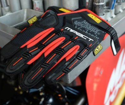 Rukavice Mechanix M-Pact černo-červené, velikost L