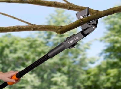 Fiskars univerzální jednočepelové nůžky UP53