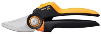 Fiskars dvoučepelové zahradní nůžky X-series (M) P921