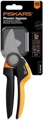Fiskars dvoučepelové zahradní nůžky X-series (M) P921
