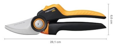 Fiskars dvoučepelové zahradní nůžky X-series (M) P921