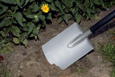 Fiskars rovný rýč Ergonomic