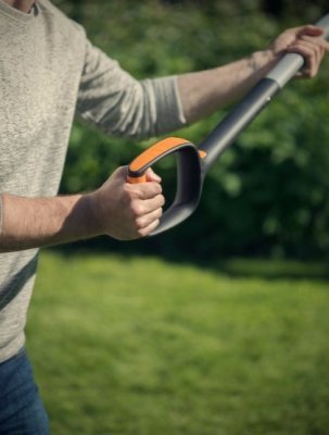 Fiskars lopata Xact