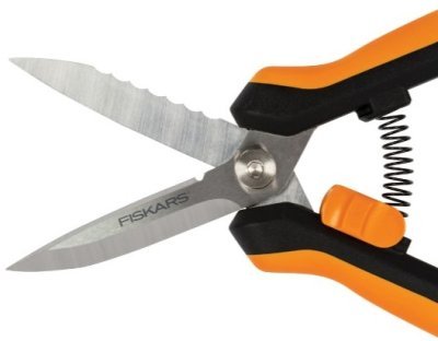 Fiskars multifunční nůžky Solid SP320