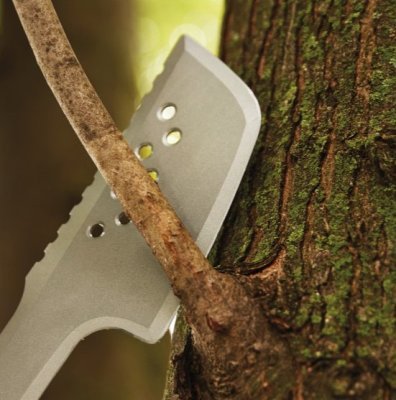 Fiskars mačeta Solid Axe