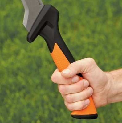 Fiskars mačeta Solid Axe