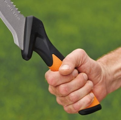 Fiskars mačeta s pilkou Solid velká