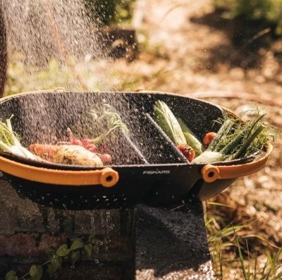 Fiskars sklízecí košík Plus