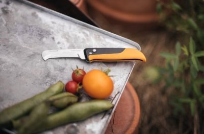 Fiskars skládací nůž X-series K80