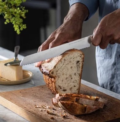 Fiskars nůž na pečivo All Steel 22 cm