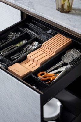 Fiskars dřevěný blok na nože do šuplíku