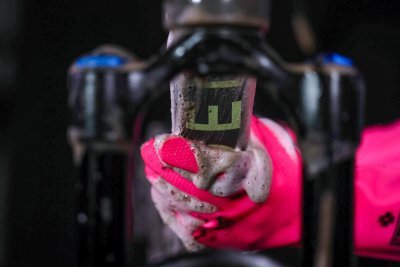 Mycí rukavice MUC-OFF Deep Scrubber Gloves vel. S pár
