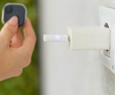 Shelly Blu Gateway - Bluetooth brána s Wi-Fi ve formě USB-A