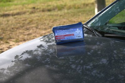 Lékárnička I. textilní brašna Compass