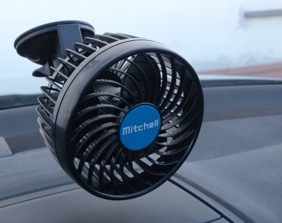 Compass ventilátor mitchell 12v na přísavku