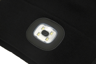 Čepice BLACK s LED svítilnou USB nabíjení Cattara