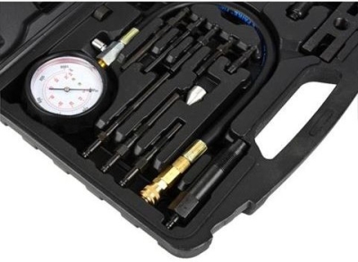 Kompresiometr pro vznětové motory, sada 17ks, tester komprese GEKO G02515