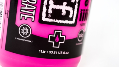 MUC-OFF koncentrovaný čistič na kolo 347 – 1 litr