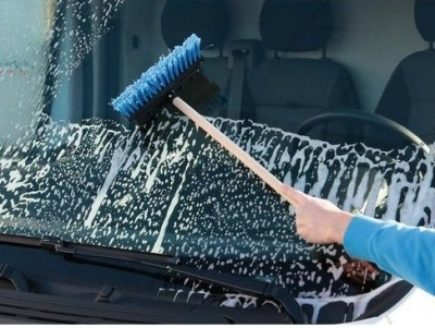 Stěrka profesional 25cm, dřevěná s kartáčem