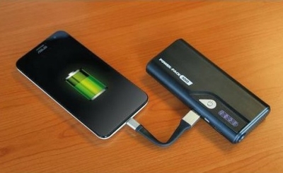 Přívěšek na klíče s USB> Micro USB kabel - 10 cm