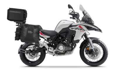 Kompletní sada sedlových brašen SHAD 130.kitTR40side-121 TERRA TR40 a hliníkového 55L vrchního kufru, včetně montážní sady SHAD BENELLI TRK 502X