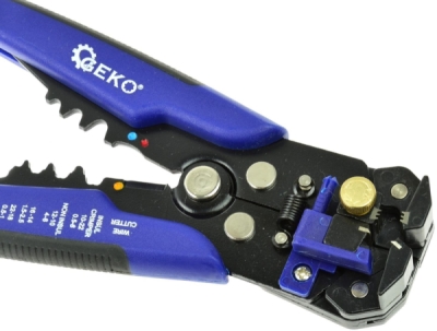 Multifunkční automatické kleště odizolovací, krimpovací 0,2-6mm s konektory a pásky, sada 260ks GEKO G01776