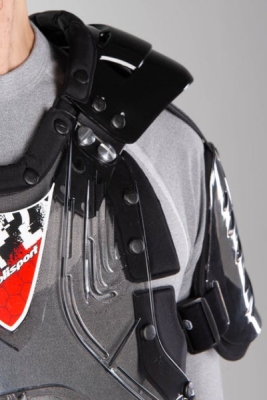 Chránič hrudi POLISPORT 8000300013 XP2 ADULT černá/stříbrná/černá