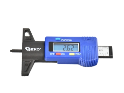 Digitální měřič hloubky dezénu pneumatik, rozsah 0 - 25,4 mm GEKO G01269